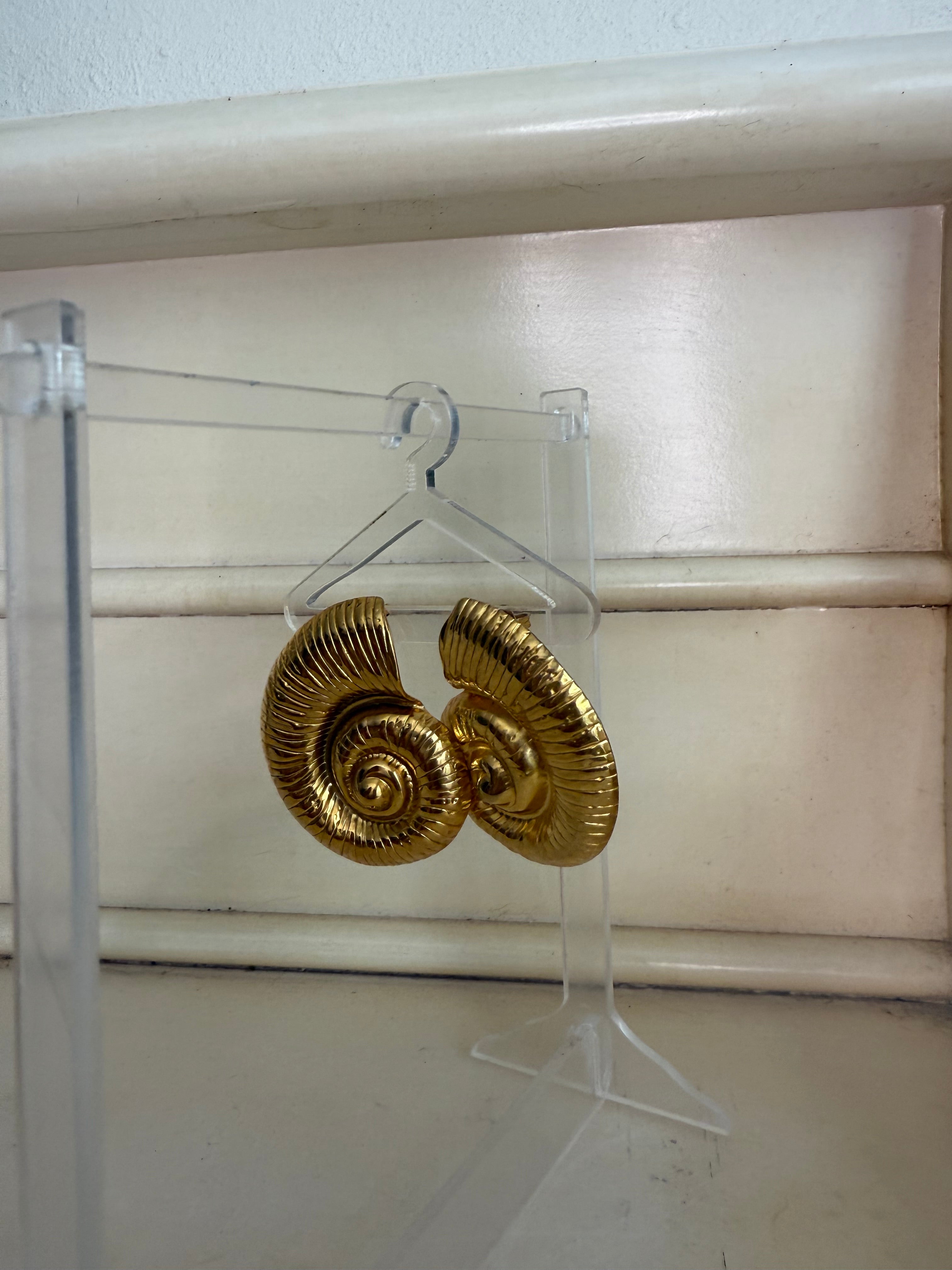 Oro del mar earrings
