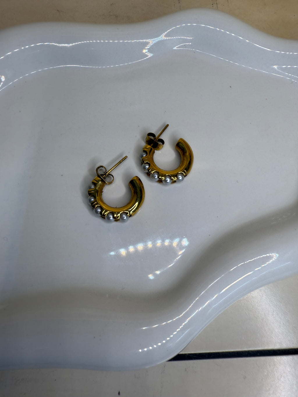 Pearls earrings