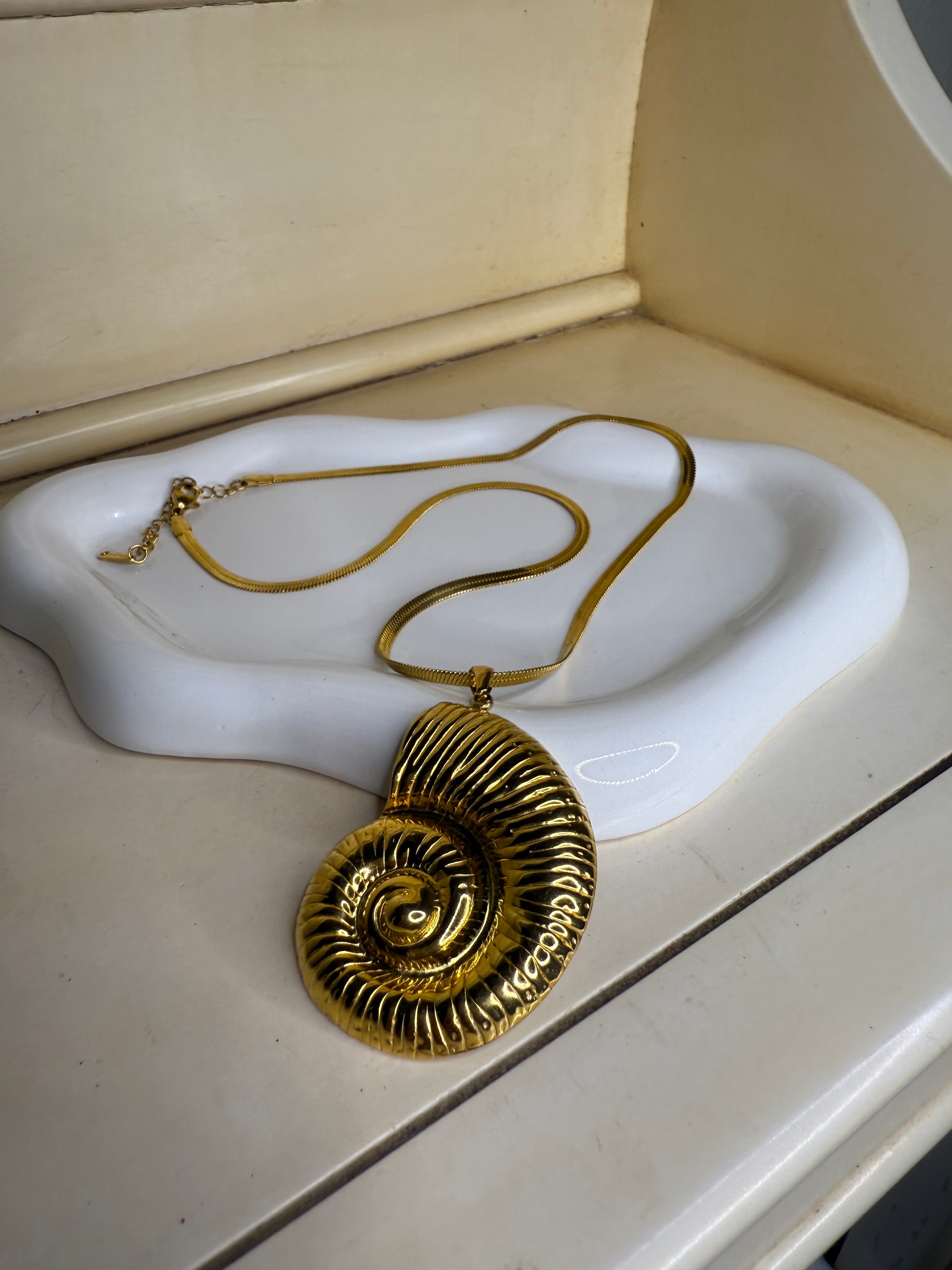 Oro del mar necklace
