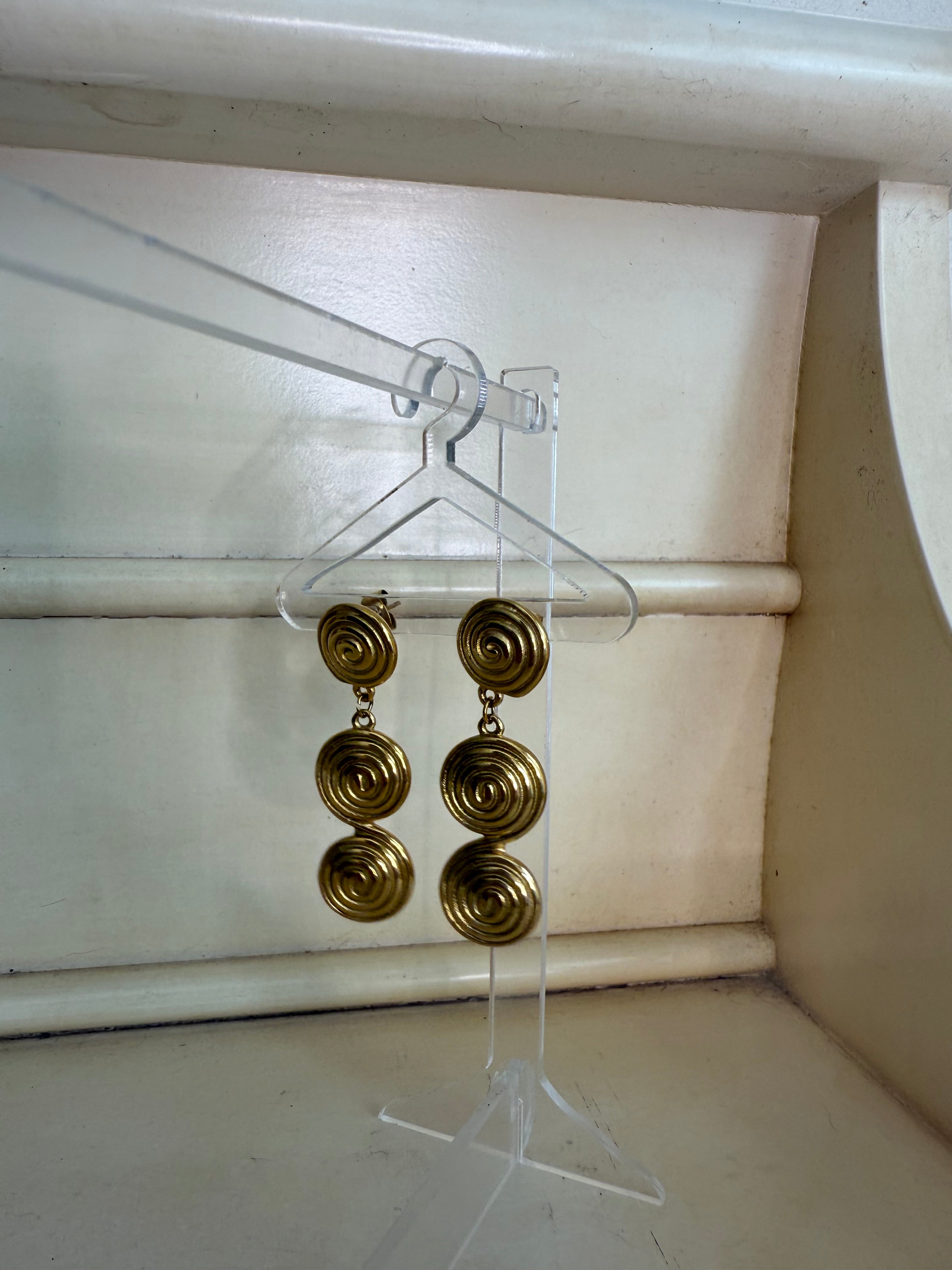 Nautilus earrings