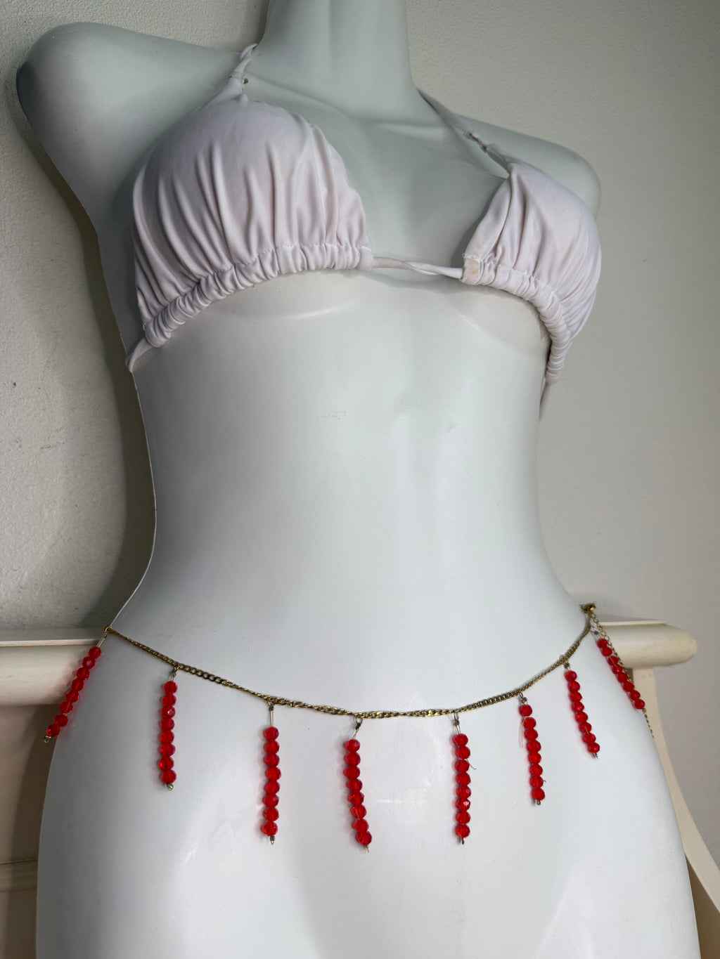 Rubí belly chain