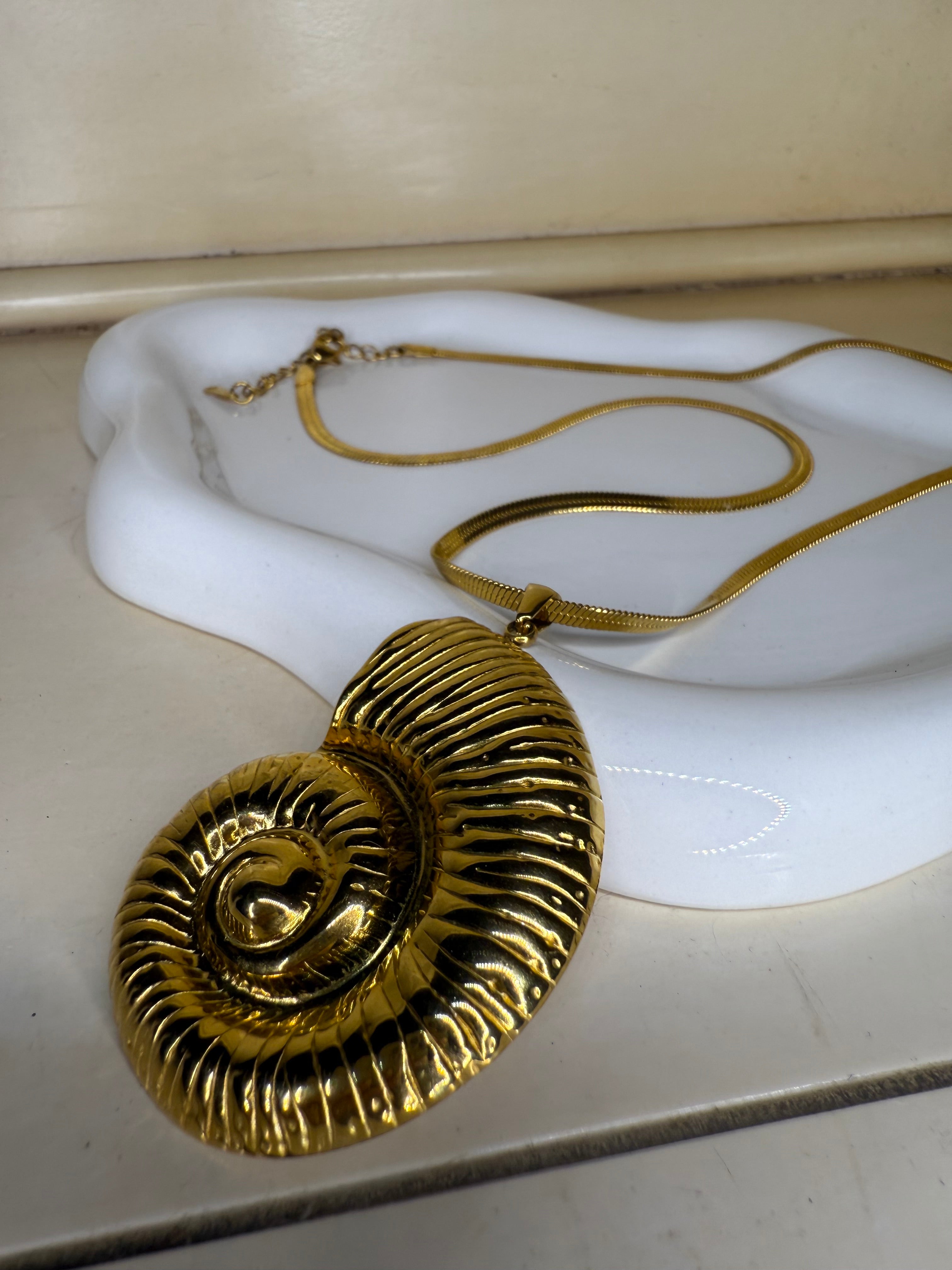 Oro del mar necklace