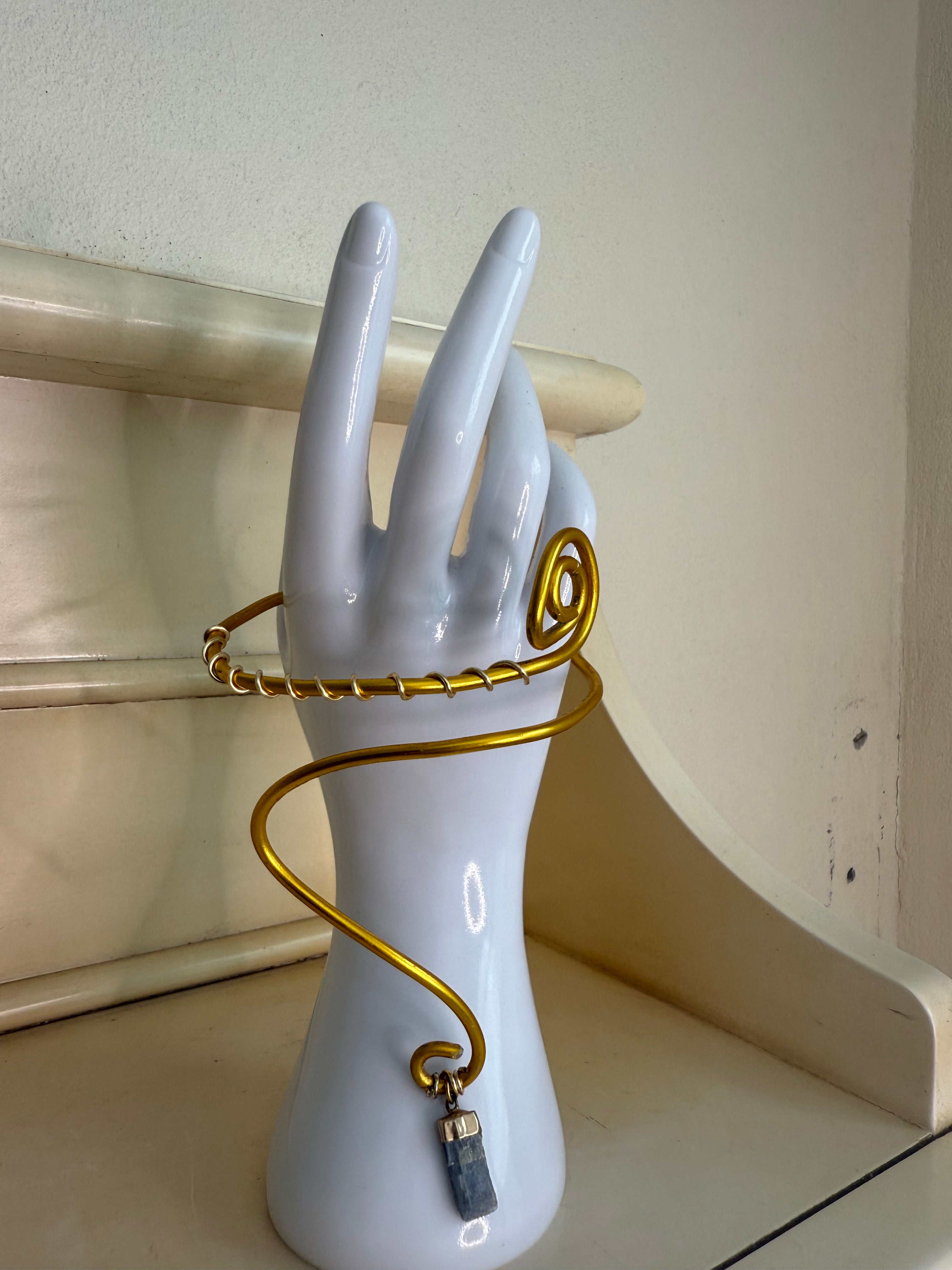 Ágata arm cuff