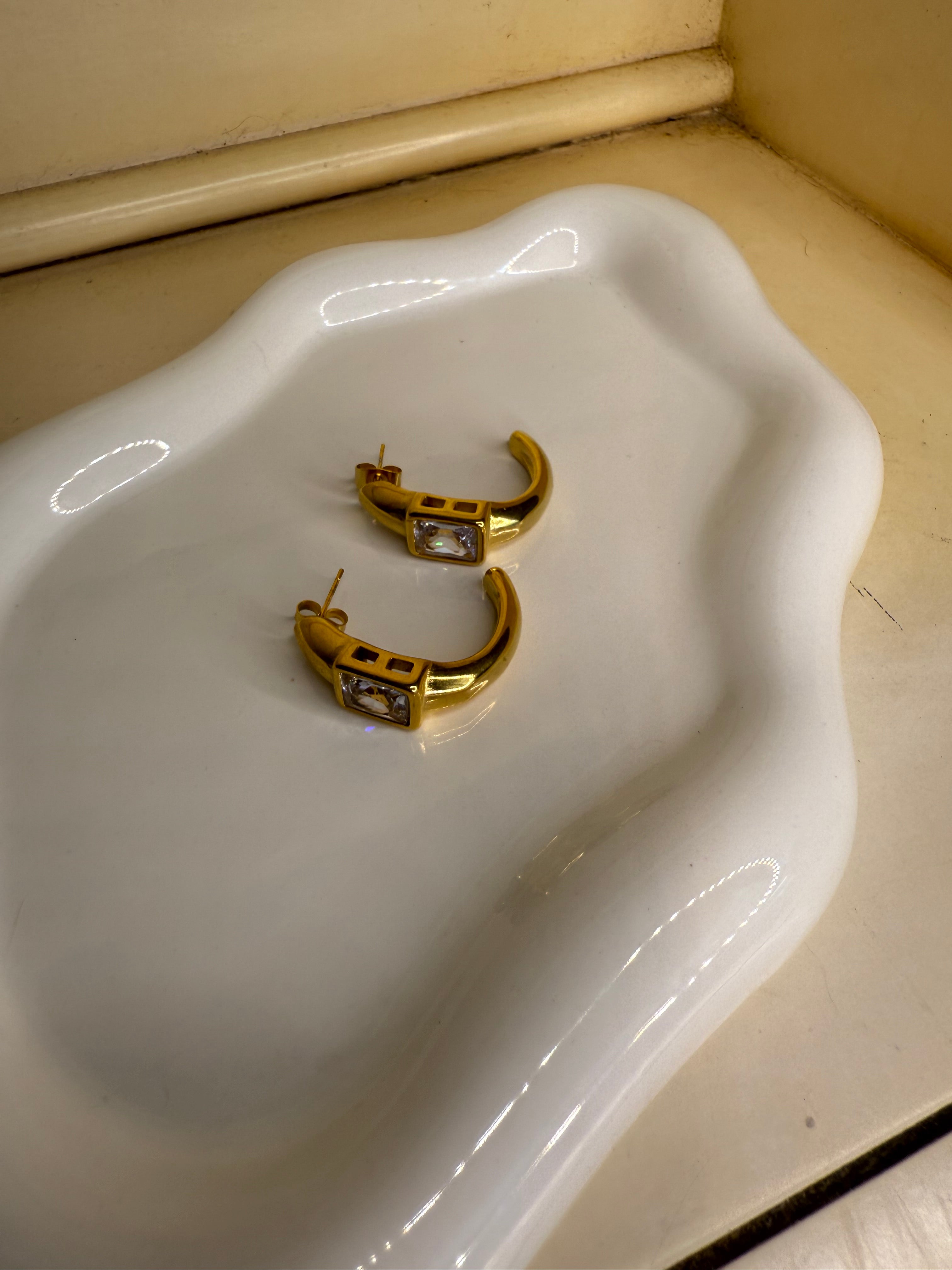 Sapphi earrings