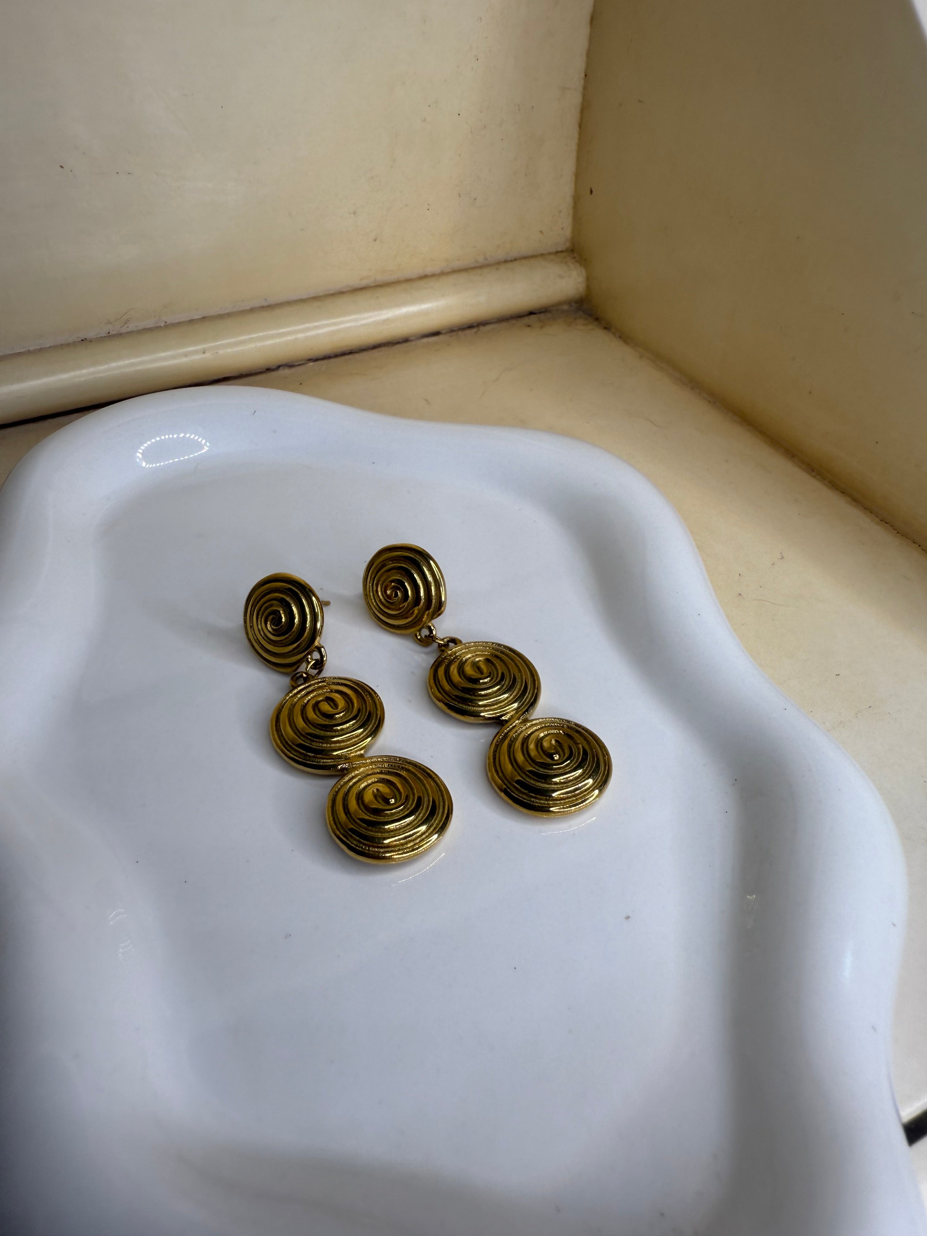 Nautilus earrings