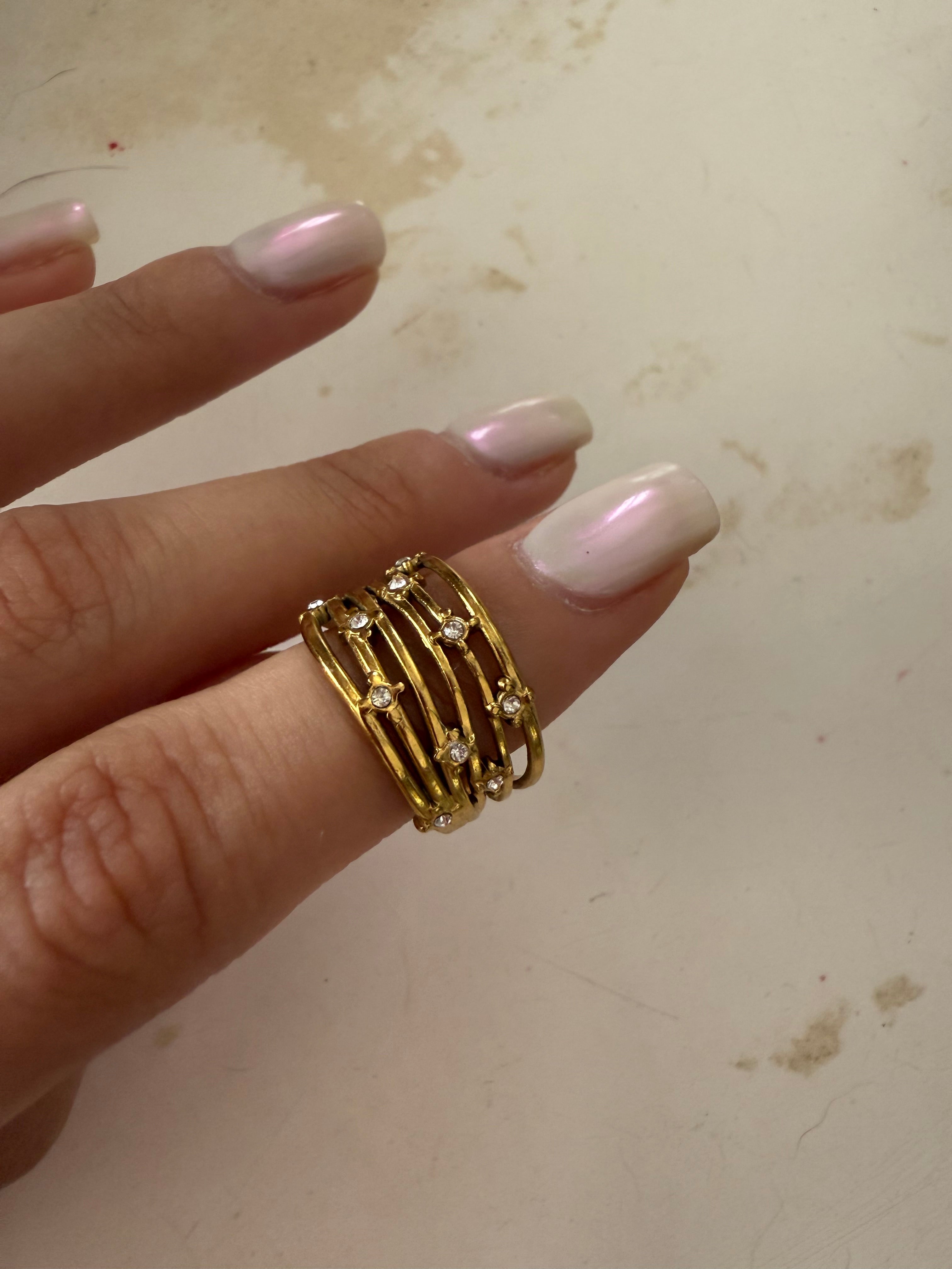 Firmana ring